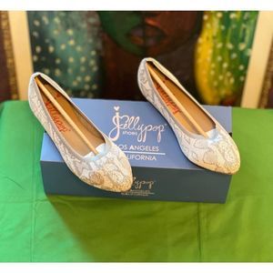 Jellypop Champs womens ballet, flat grey & white shoe 6.5 B